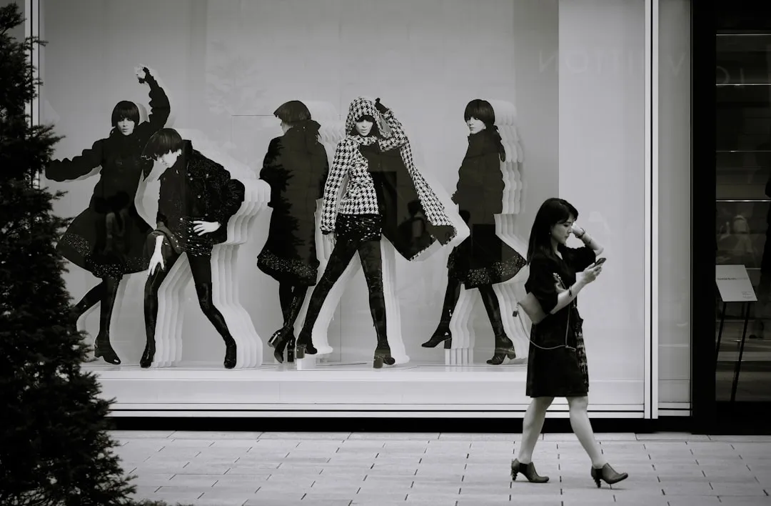 Leo: Fashionably Late, Even to Gate B12 (Image Credits: Unsplash)