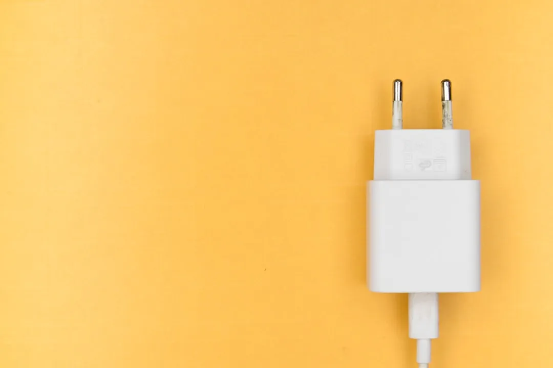 The Simple Trick: Leave Your Charger on Top of Your Bag the Night Before (Image Credits: Unsplash)