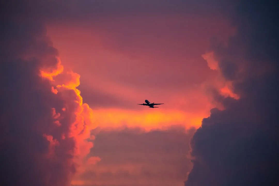 Thunderstorms Are the Single Most Disruptive Weather Event in Aviation (Image Credits: Unsplash)