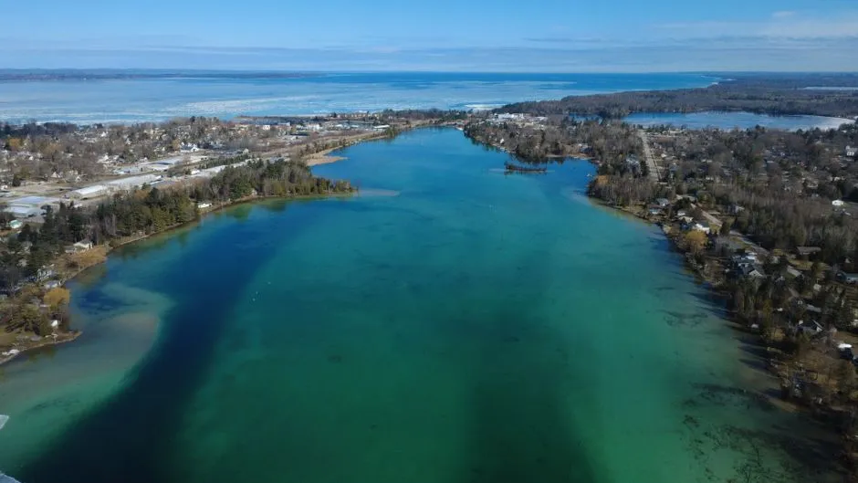 Meet Alden, the Village on Torch Lake's Shore (Image Credits: Pexels)