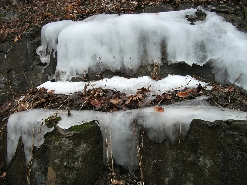 Carpenter Falls: A Reward at the Top of a Hill (Dougtone, Flickr, CC BY-SA 2.0)