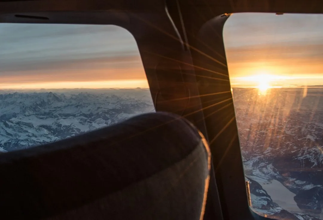 The Front Seat Next to the Pilot is the Gold Standard (Image Credits: Unsplash)