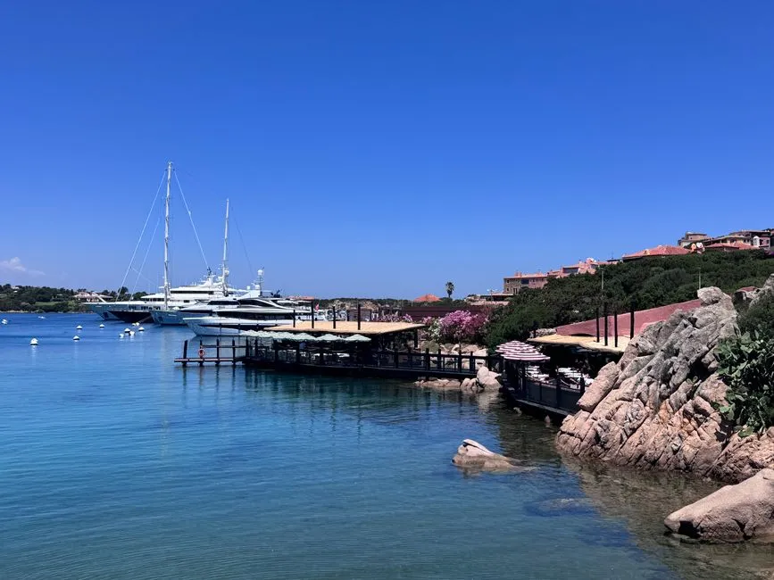 Secondary Cities and Off-Map Towns Are Quietly Gaining Visitors (Image Credits: Pexels)