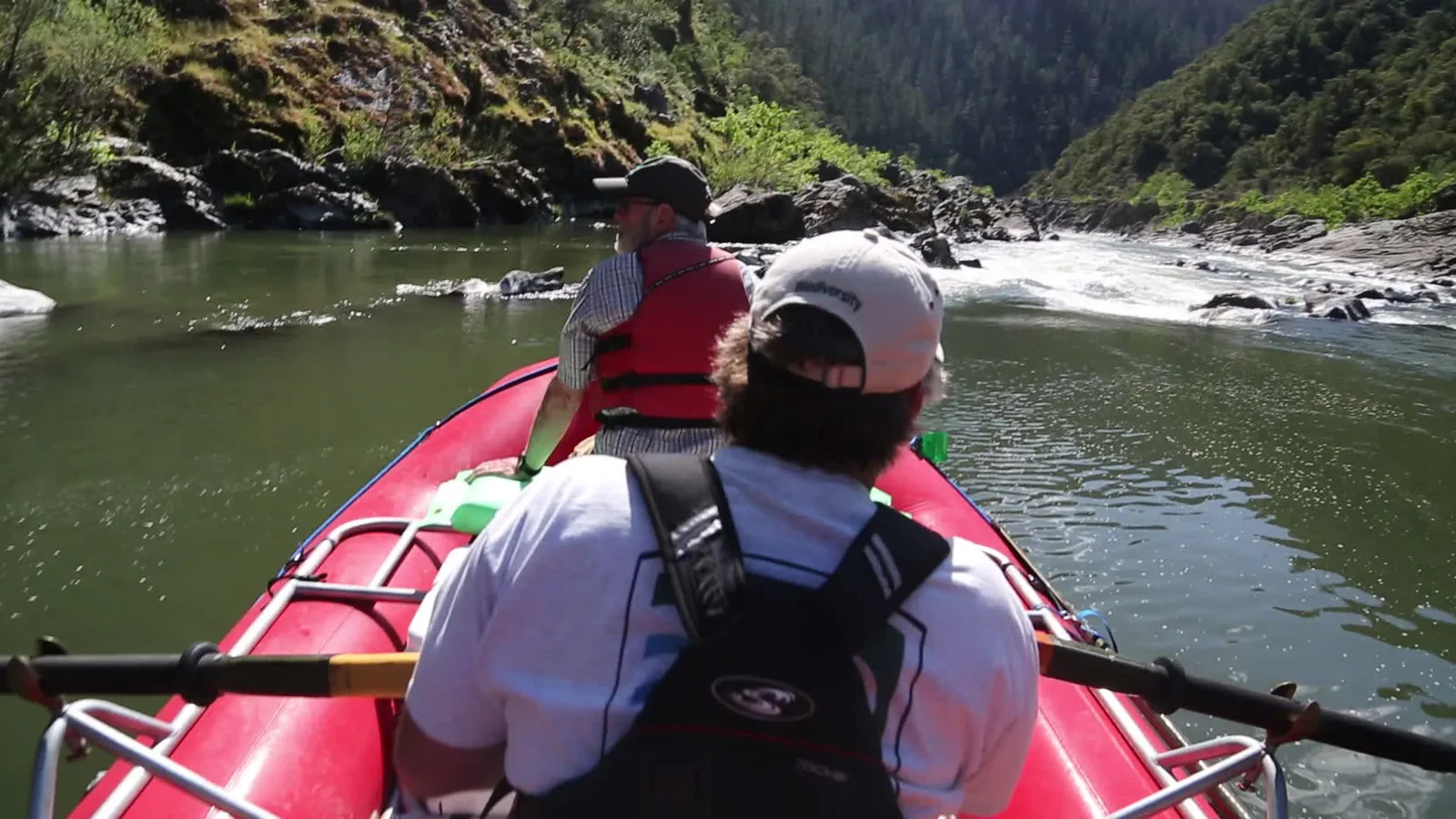 Spring Runoff Offers Fewer Crowds, More Wilderness (Rogue River rafting, Public domain)