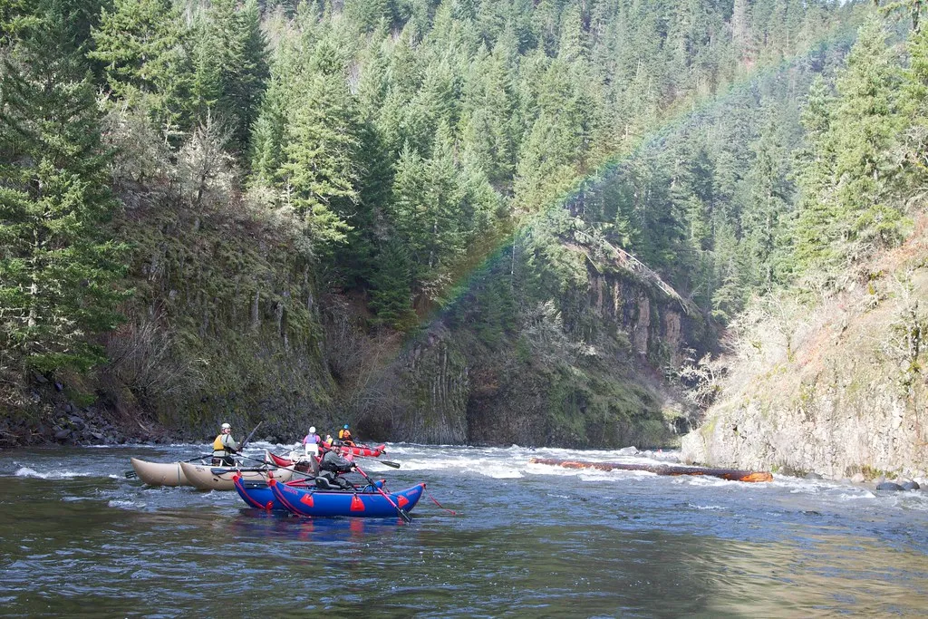 A Town That Works for Every Travel Style (Northwest Rafting Company, Flickr, CC BY 2.0)