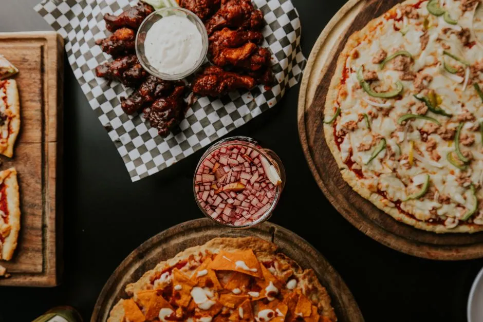 5. The Bronze Pizza at O'Hare - A James Beard Chef Takes on the Terminal Slice (Image Credits: Pexels)