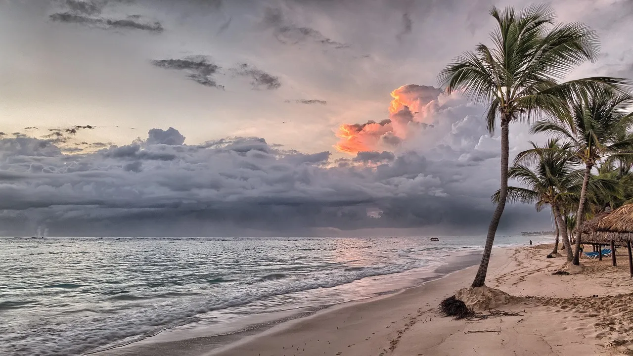The Best Time to Visit for Value (Image Credits: Pixabay)