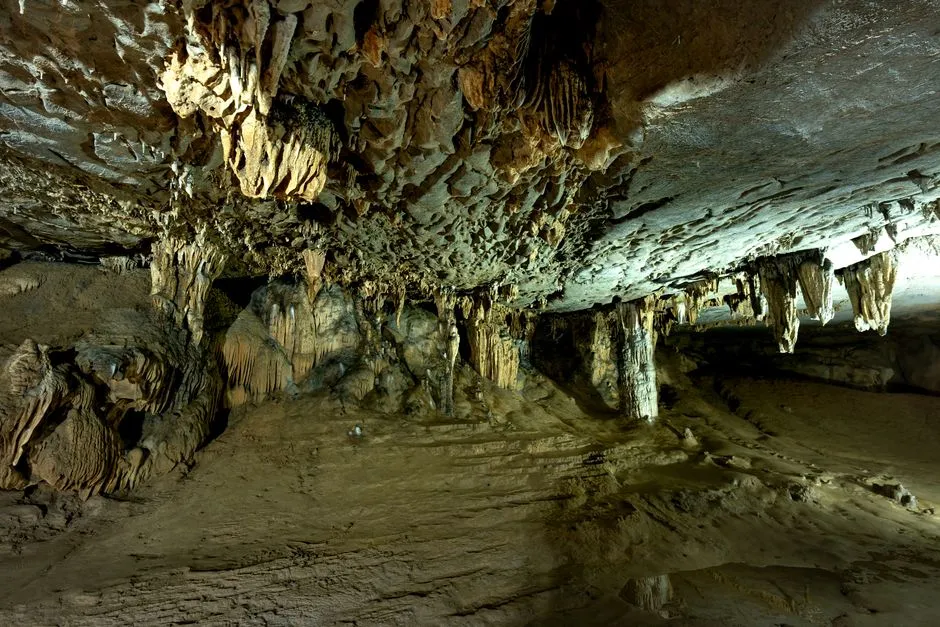 Why So Many Kentucky Caves Stay Unknown (Image Credits: Pexels)