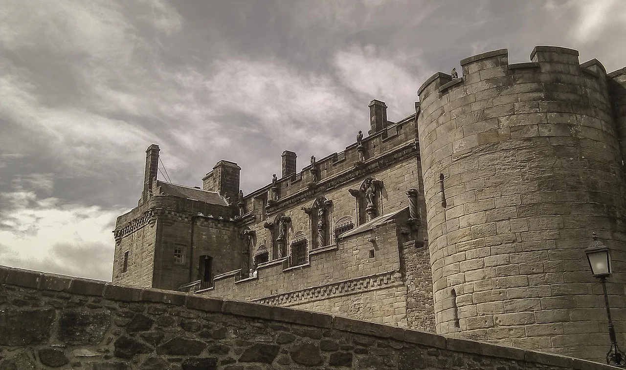 4. The Kentucky Castle - Versailles, Kentucky (Image Credits: Pixabay)