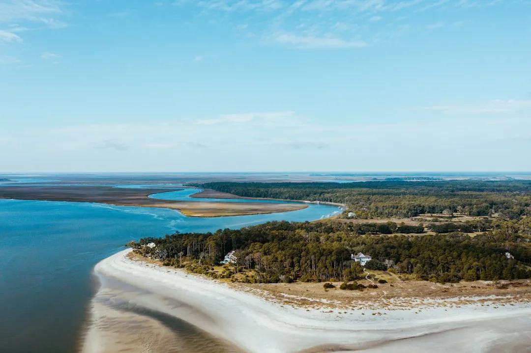 Daufuskie Island: Step Back in Time (Image Credits: Unsplash)
