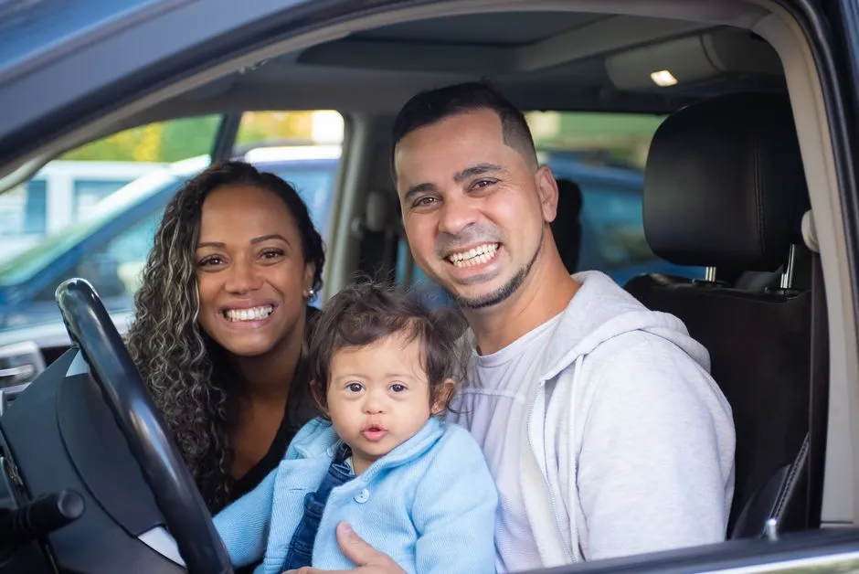 The Multi-Generational Thread That Runs Through It (Image Credits: Pexels)