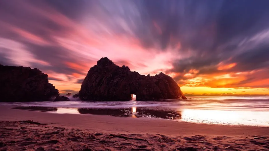 Where Exactly Is Pfeiffer Beach? (Image Credits: Pexels)