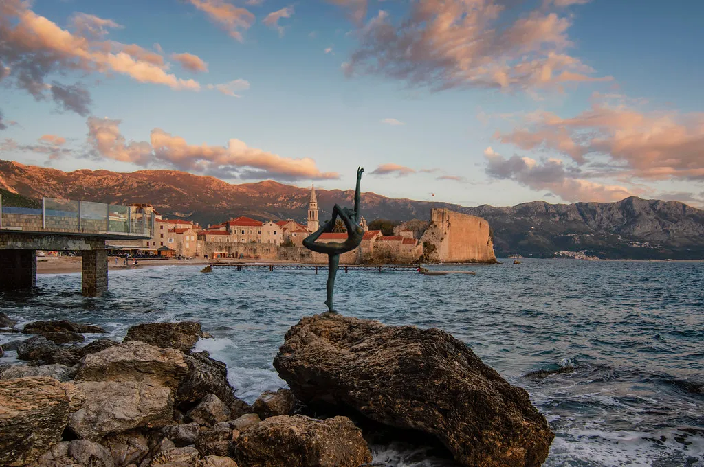 The Old Town: Medieval Walls, Living Culture (Image Credits: Flickr)