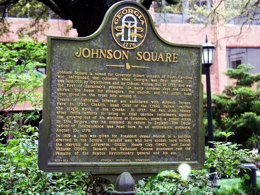 Johnson Square: Where Savannah Began (By Deirdre 15:54, 28 February 2007 (UTC), CC BY-SA 3.0)