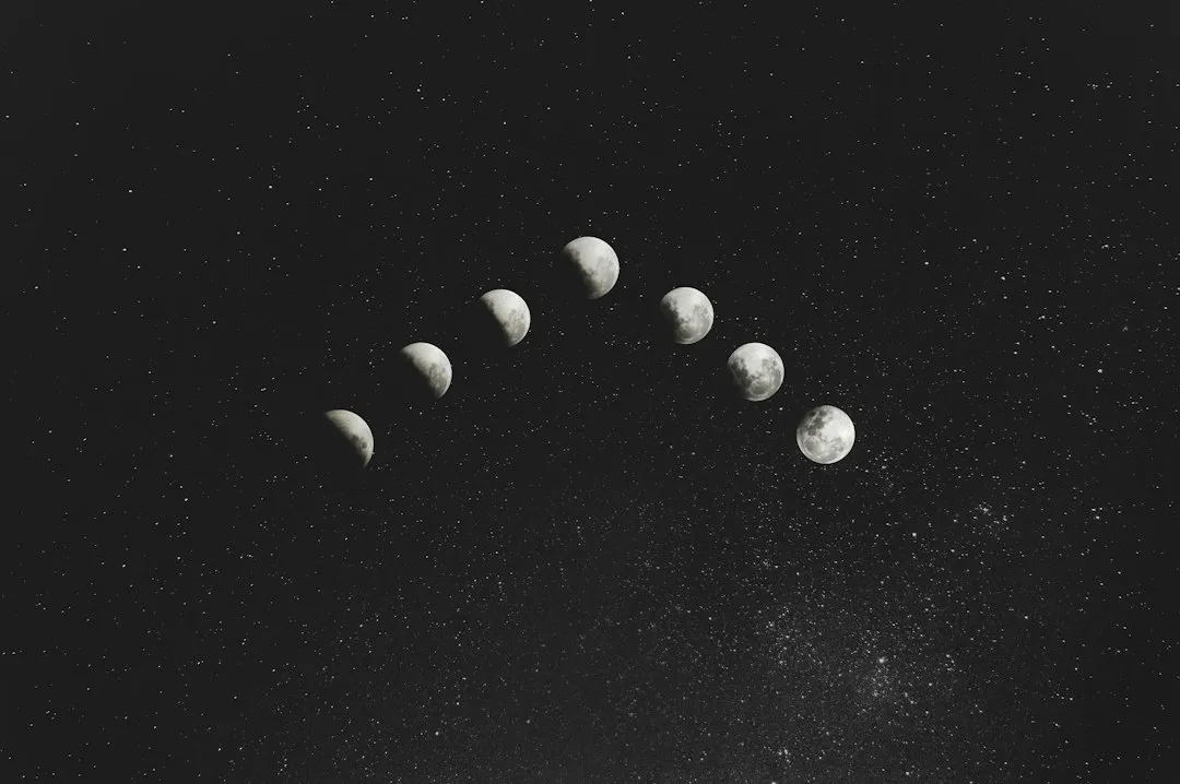 The Moon Rules Cancer, and That Changes Everything (Image Credits: Unsplash)