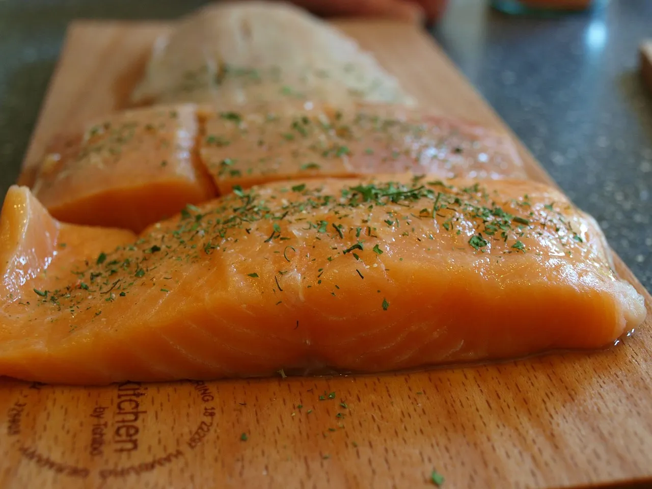 The Ecology Beneath the Surface: Salmon as Ecosystem Engineers (Image Credits: Pixabay)
