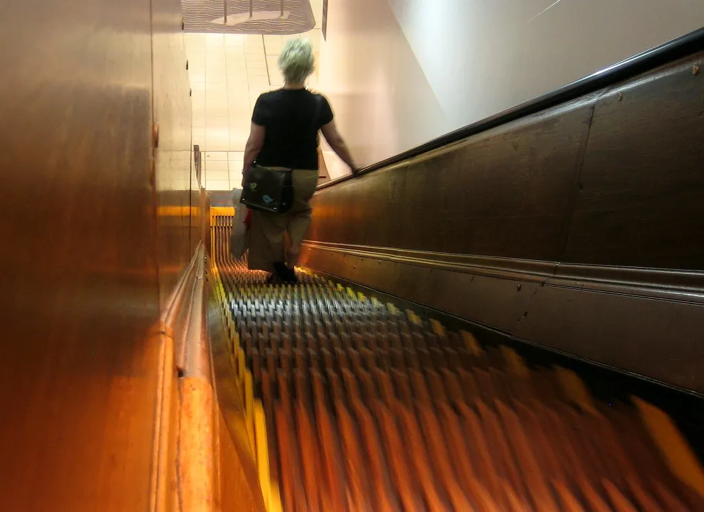 New York City's Unwritten Law (gomattolson, Flickr, CC BY-SA 2.0)
