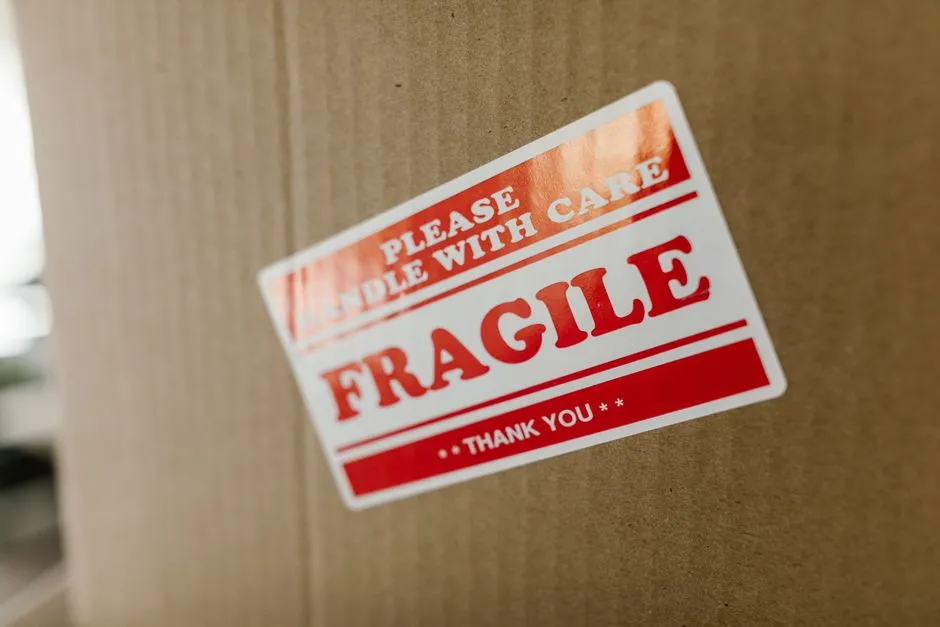 The Fragile Sticker Trick Has Real Merit (Image Credits: Pexels)