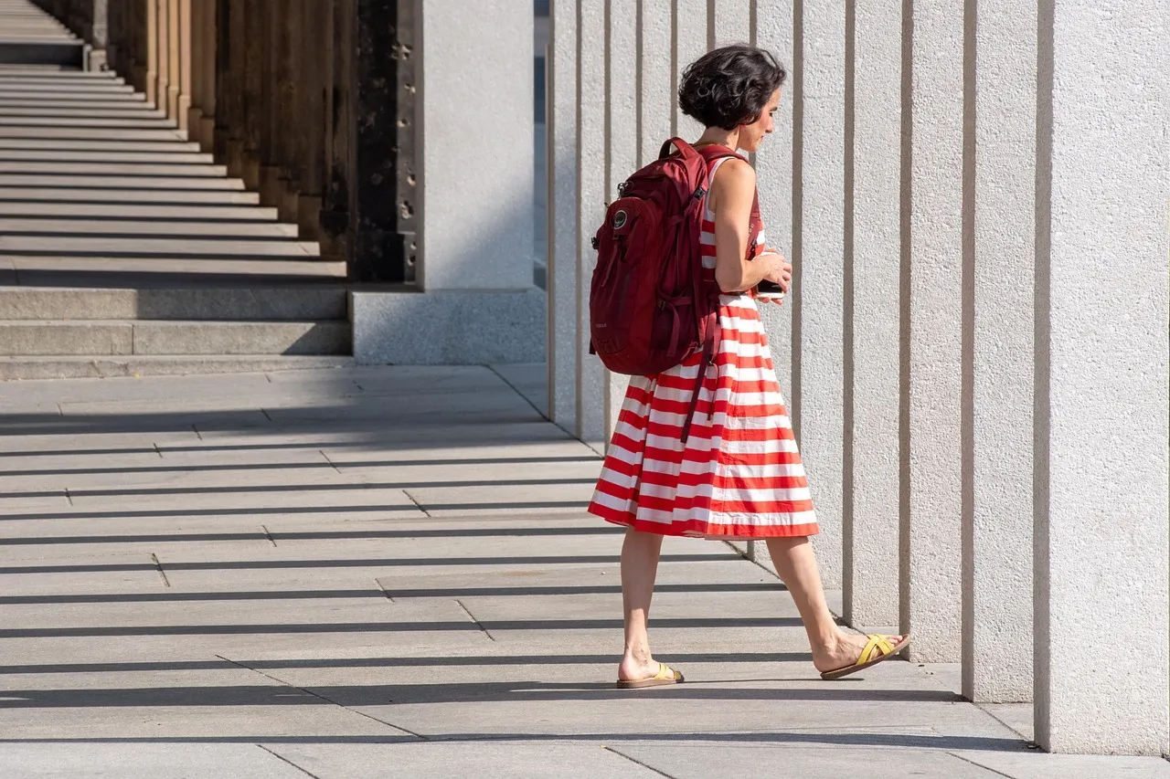 4. Master the Art of Versatile Clothing (Image Credits: Pixabay)