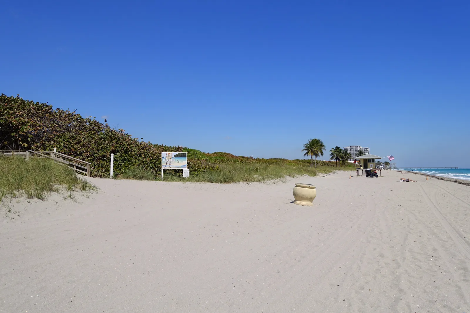 Fort De Soto, St. Petersburg, Florida: A Paw Playground With Gulf Views (By Daderot, CC0)