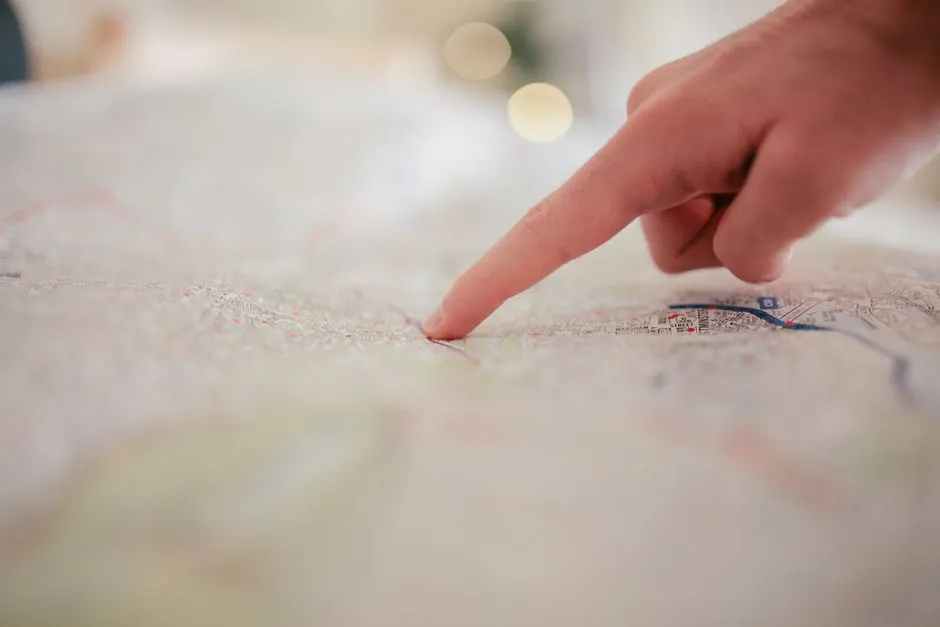 1. Research the City's Neighborhoods Before You Arrive (Image Credits: Pexels)