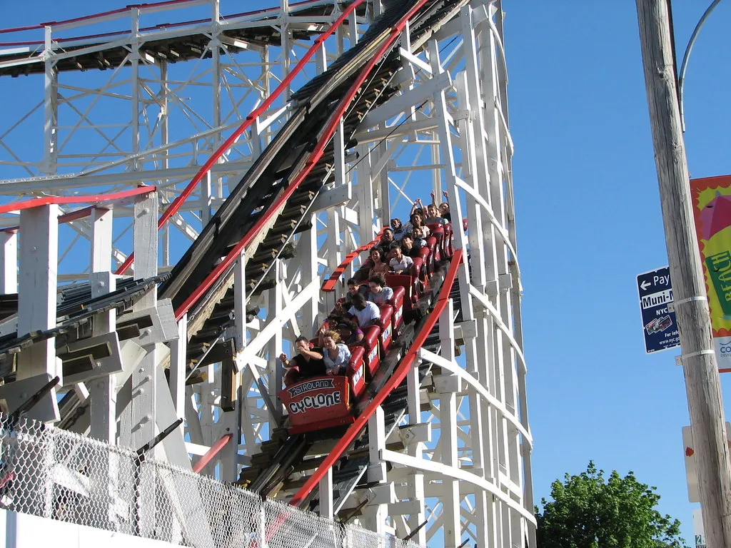 The Role of Psychology in Speed Perception (chrisinphilly5448, Flickr, CC BY-SA 2.0)
