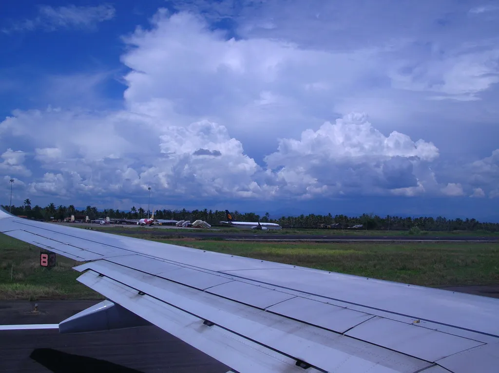 Large Hub Airports Carry a Higher Gate Change Risk (spisharam, Flickr, CC BY 2.0)