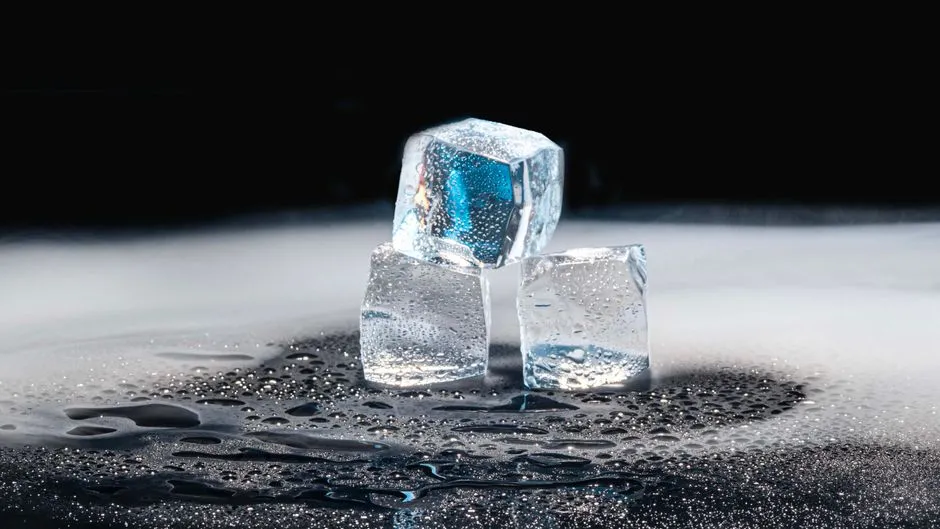 The Illusion of Safety in a Frozen Cube (Image Credits: Pexels)
