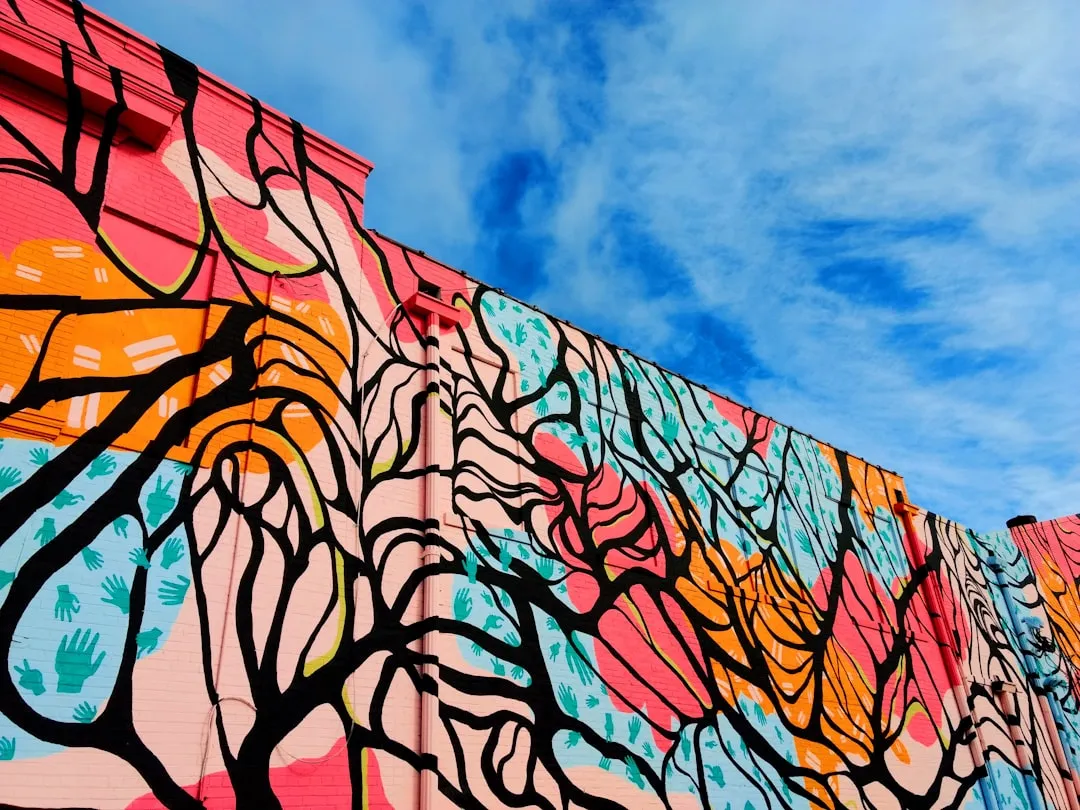 What Makes a Town Feel Like a Gallery (Image Credits: Unsplash)
