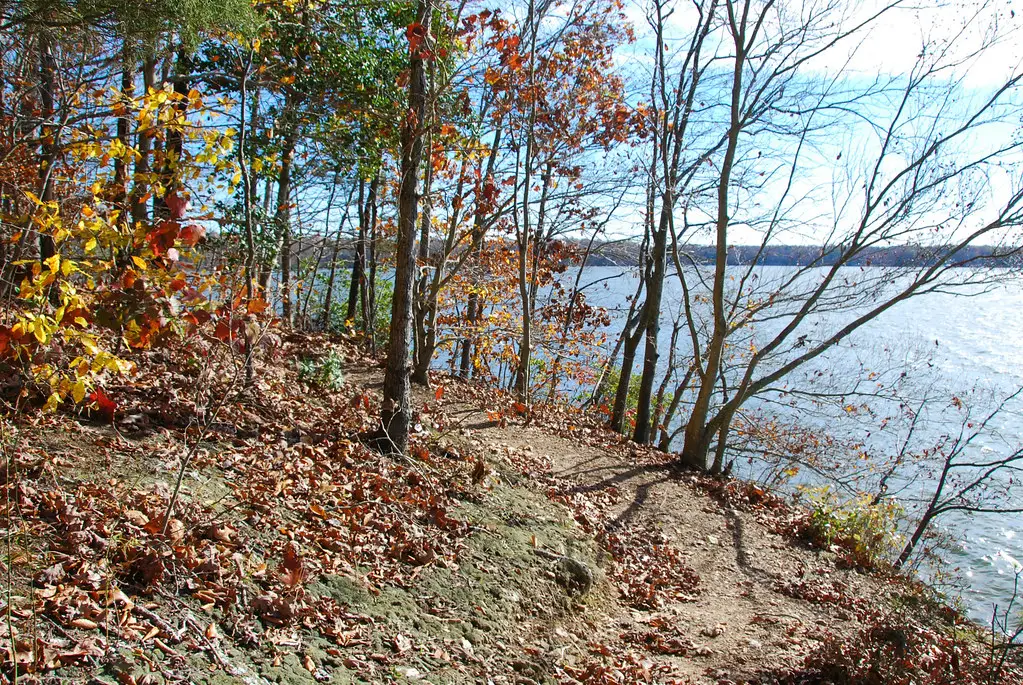 Trails, Bikes, and a New 10-Mile Lakefront Path (vastateparksstaff, Flickr, CC BY 2.0)