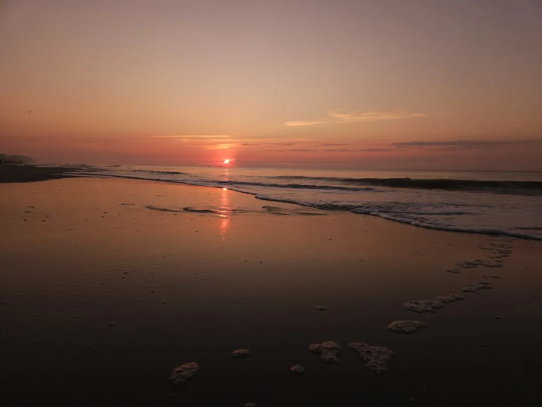 What Makes a Beach Town Last (Image Credits: Unsplash)