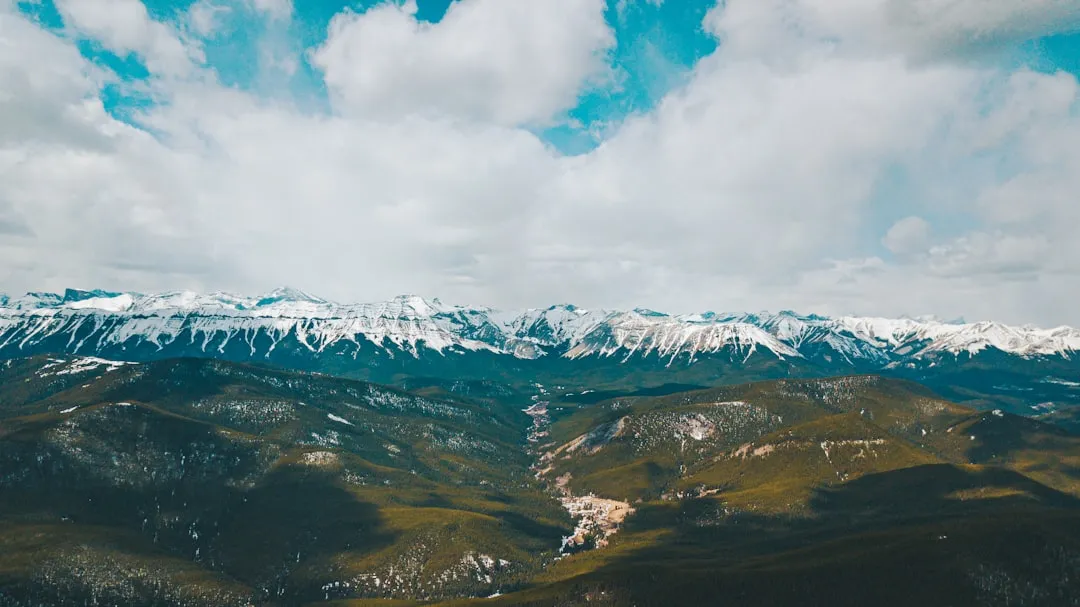 The Mountain Is Not the Valley: How Altitude Changes Everything (Image Credits: Unsplash)